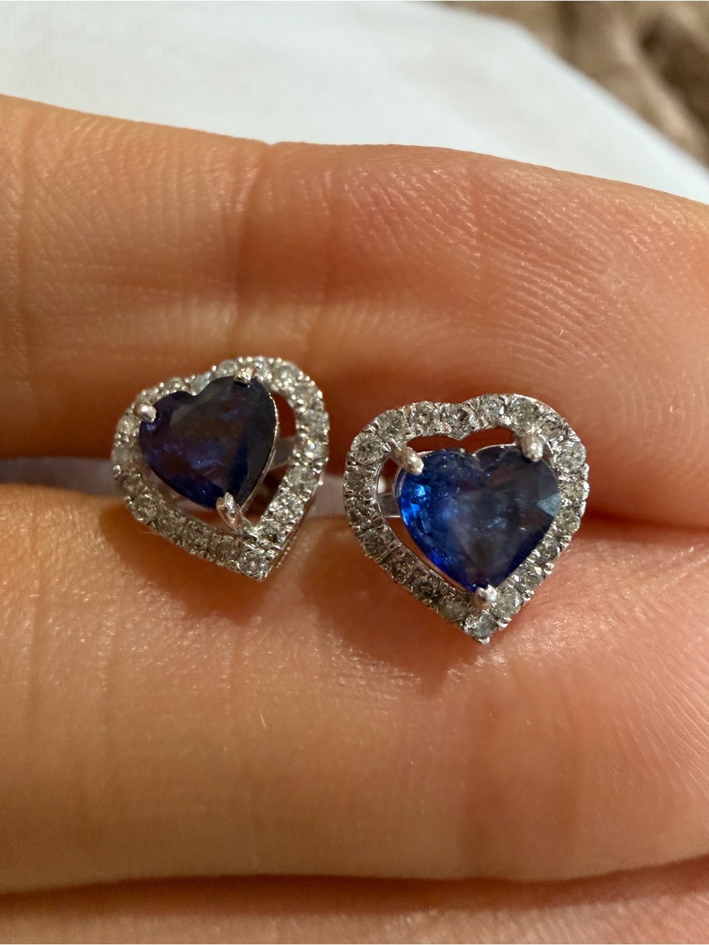 NEW 14K White Gold Natural Sapphire Diamond Heart Halo Earrings w/ Certificate - Picture 2 of 13